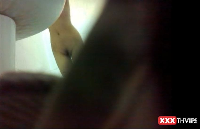 คลิปหลุด น้องนิแนน โชว์ให้ผู้ใหญ่กลุ่มลับดู นมสวยมาก | 555 ...